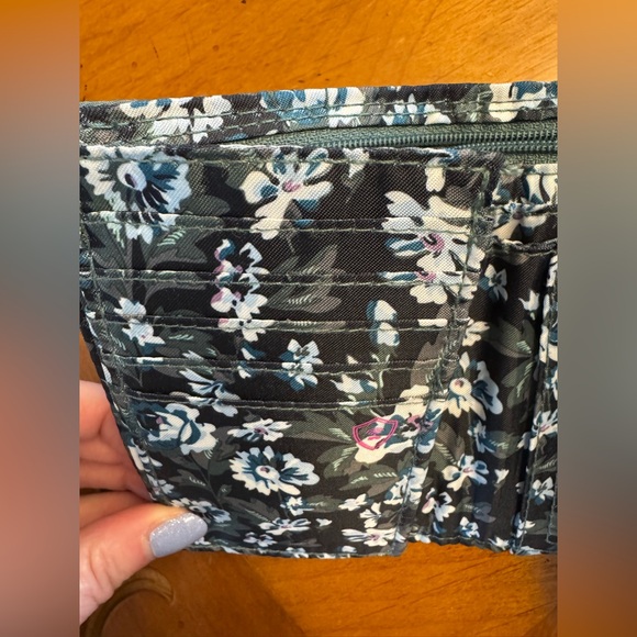 Vera Bradley Quilted Trifold Wallet – Floral Interior - Picture 9 of 9